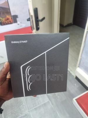 New Samsung Galaxy Z Fold7 512 GB Gray - main view