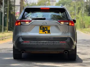 Toyota RAV4 2020 Silver