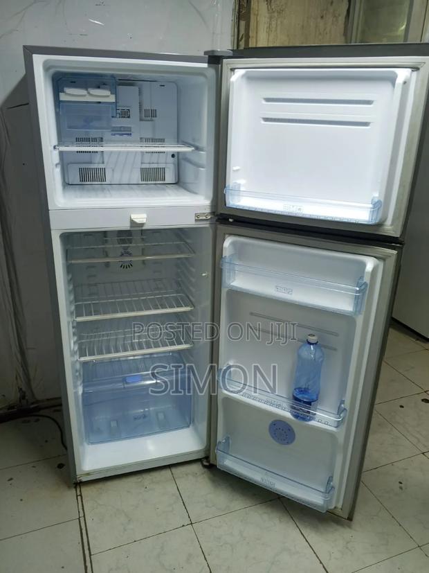 250 Samsung Silver Fridge