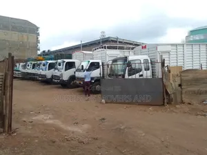 Ask for Transport Services Here Lorry, Pickup Truck in Industrial Area
