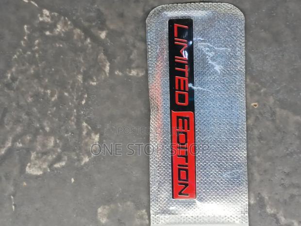 Limited Edition Black Red Plate Mount Decal Badge