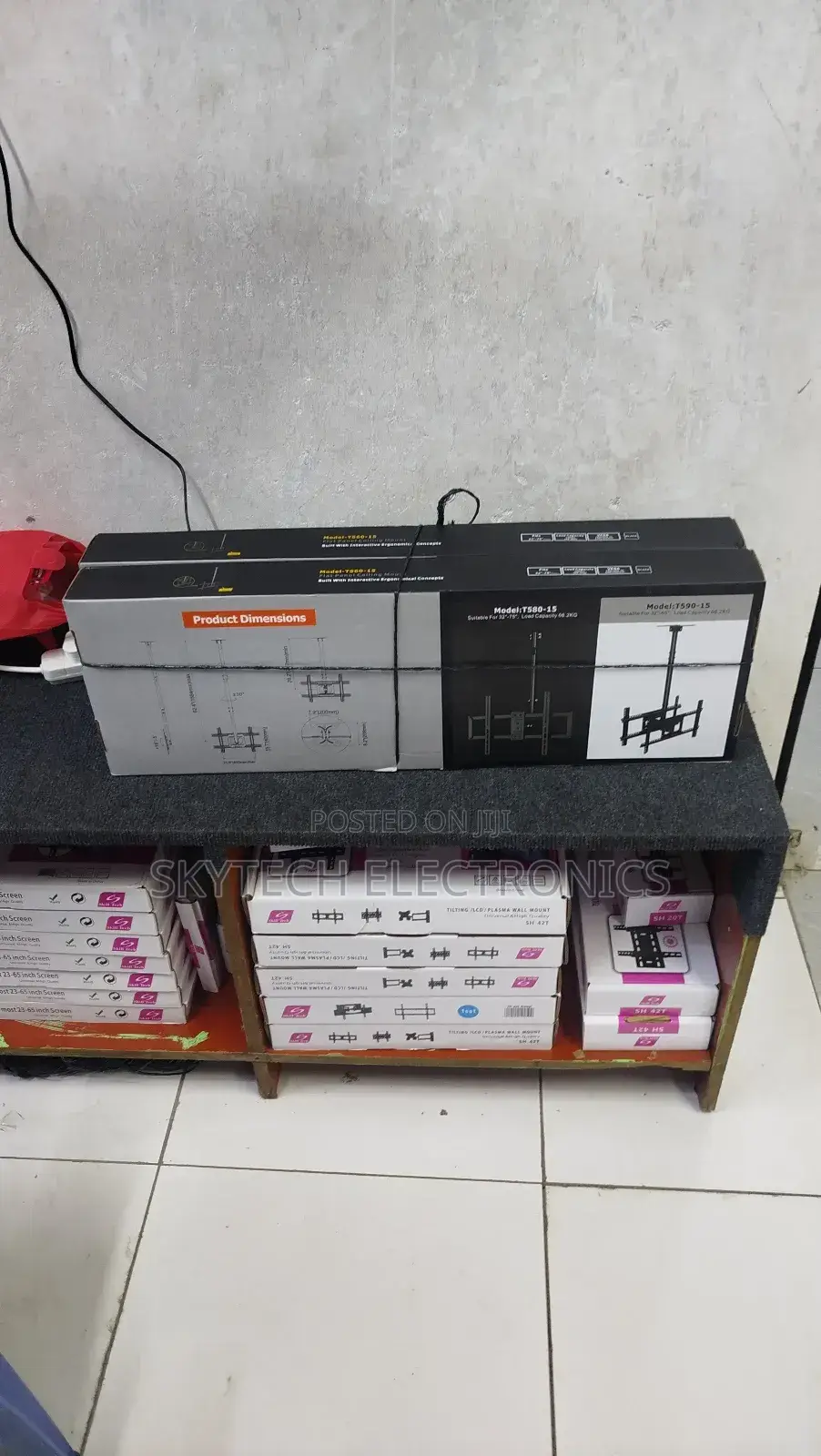 Flat Panel Ceiling Mount