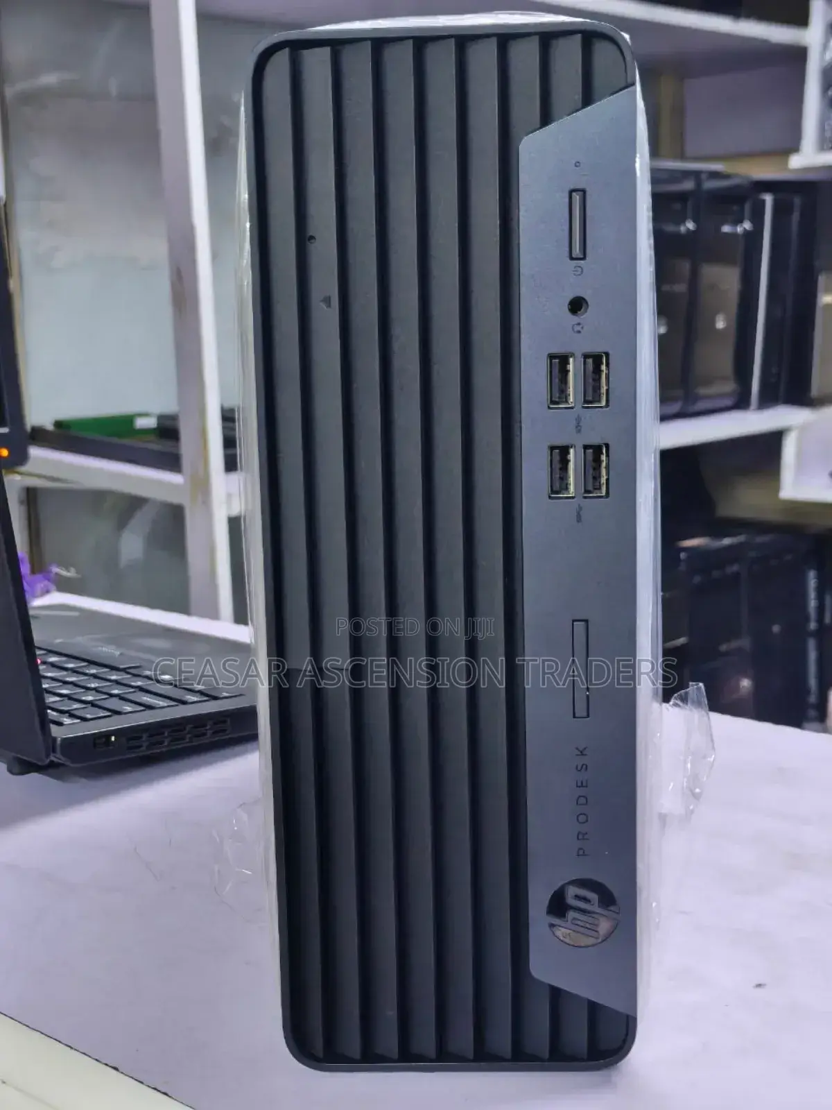 Desktop Computer HP Pro 400 G9 16GB AMD Ryzen 5 SSD 256GB