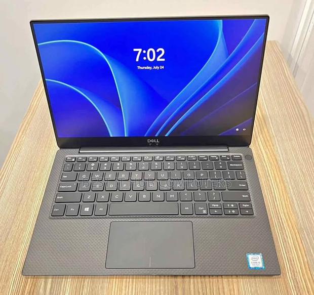 Laptop Dell XPS 13 9380 16GB Intel Core i5 SSD 256GB - thumbnail 2
