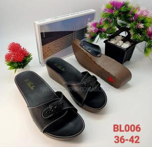 Ladies Nice Open Wedge - thumbnail 2