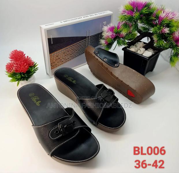 Ladies Nice Open Wedge - thumbnail 3