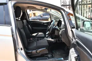 Honda Fit 2018 Silver