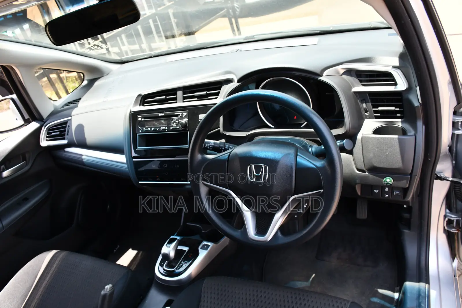 Honda Fit 2018 Silver
