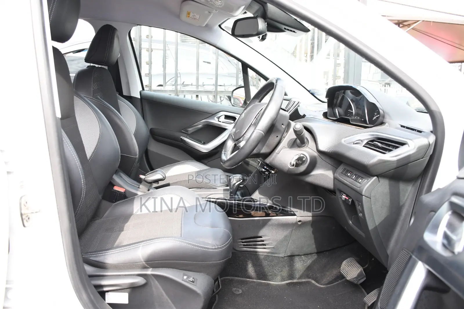 Peugeot 2008 2018 White