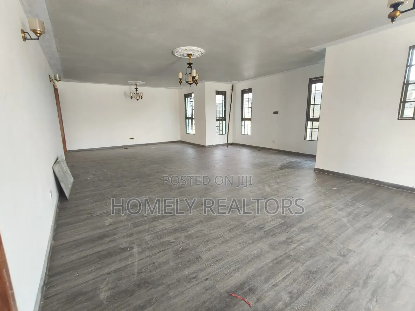 6bdrm Maisonette in Karen, Nairobi for sale