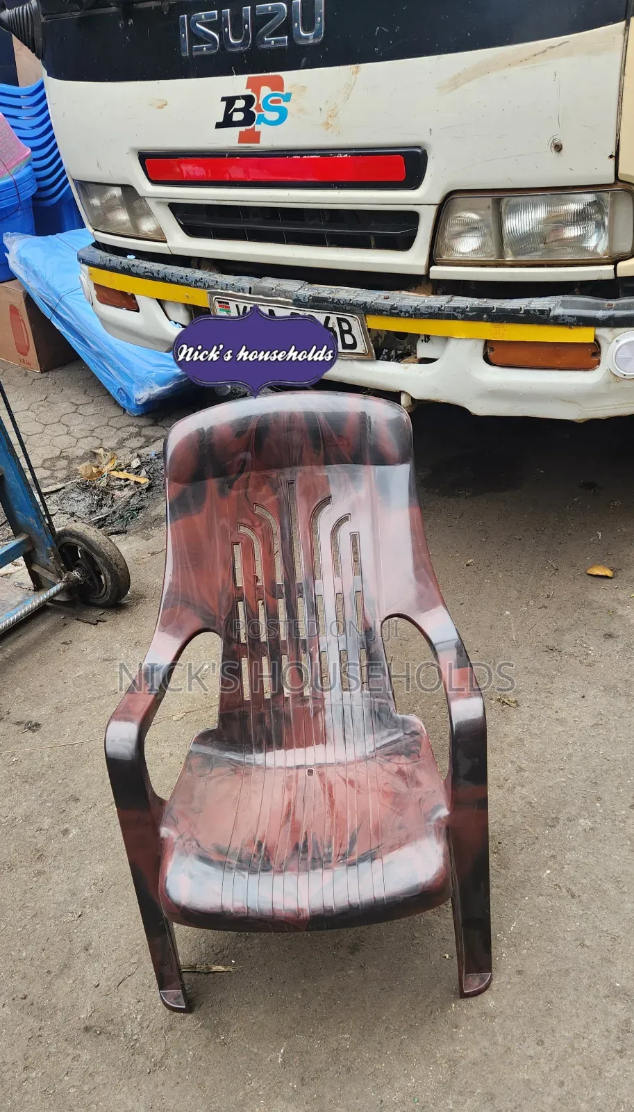 Plastic Chairs With Arms and Armless Slanting Backrest