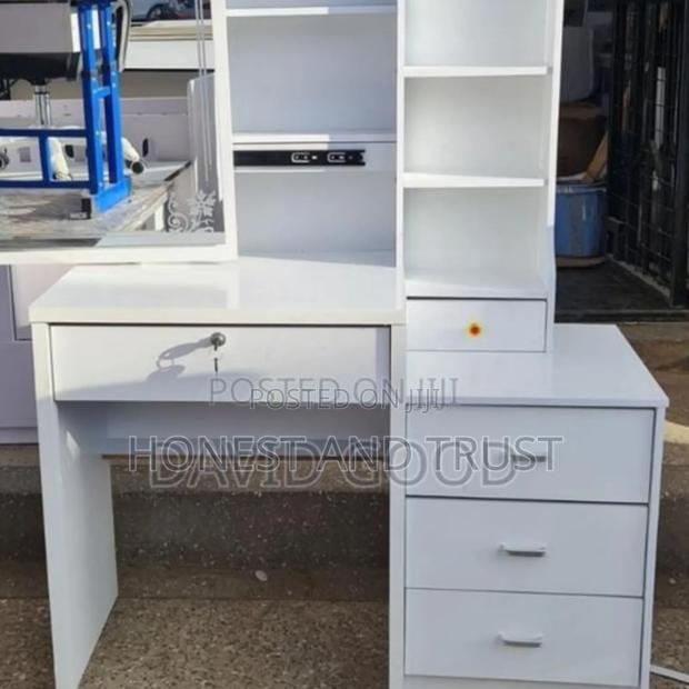 Dressing Table - main view