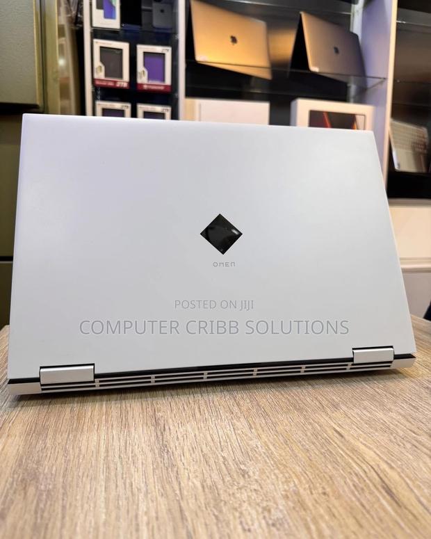 Laptop HP Omen 16 16GB Intel Core I7 SSD 1T - thumbnail 3