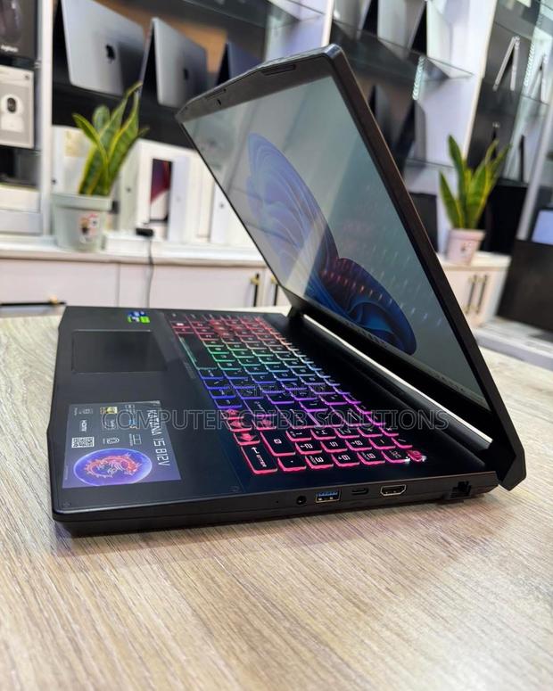 Laptop MSI Katana 15 32GB Intel Core I7 SSD 1T - thumbnail 3