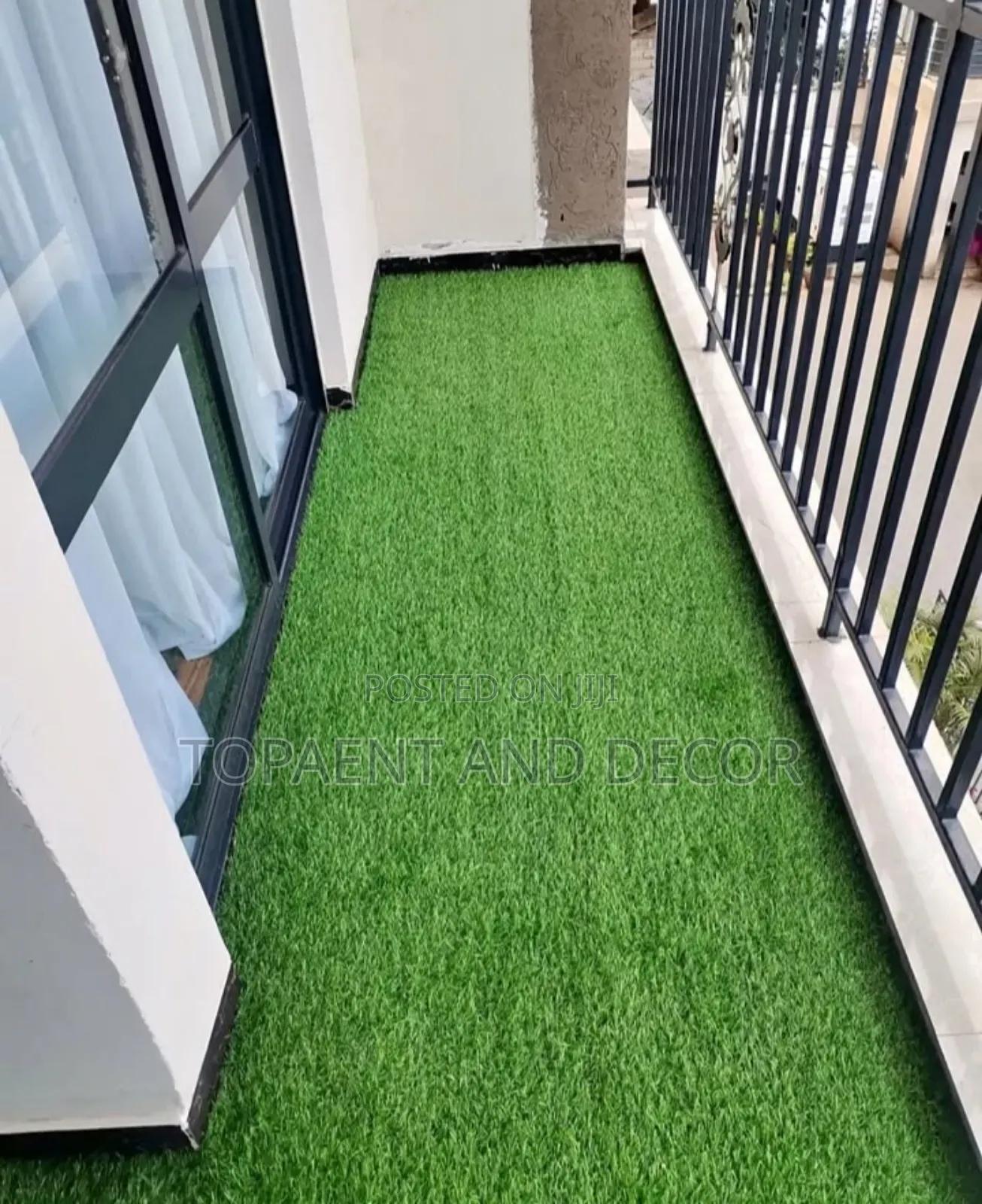 Stylish Lawn Green Grass Carpet Long Lasting