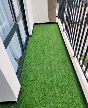 Stylish Lawn Green Grass Carpet Long Lasting