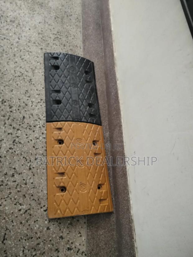 Speed Bump - main view