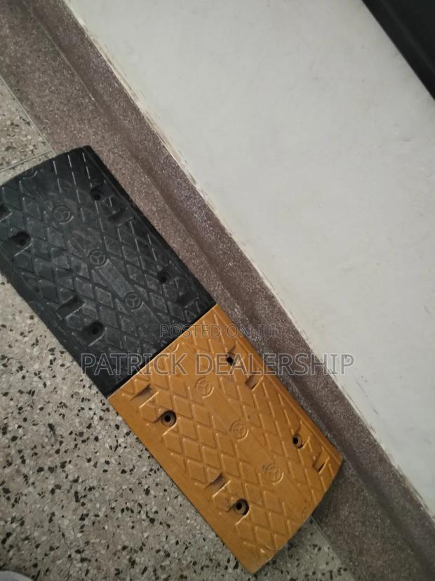 Speed Bump - thumbnail 2