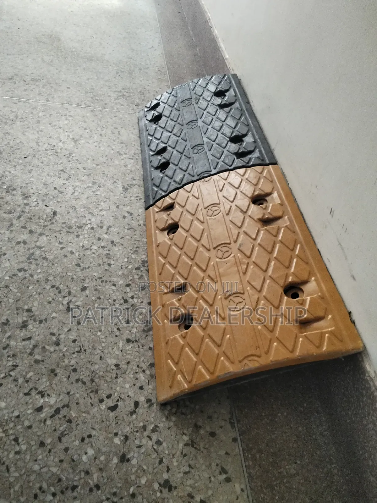 2 Channel Rubber Bump