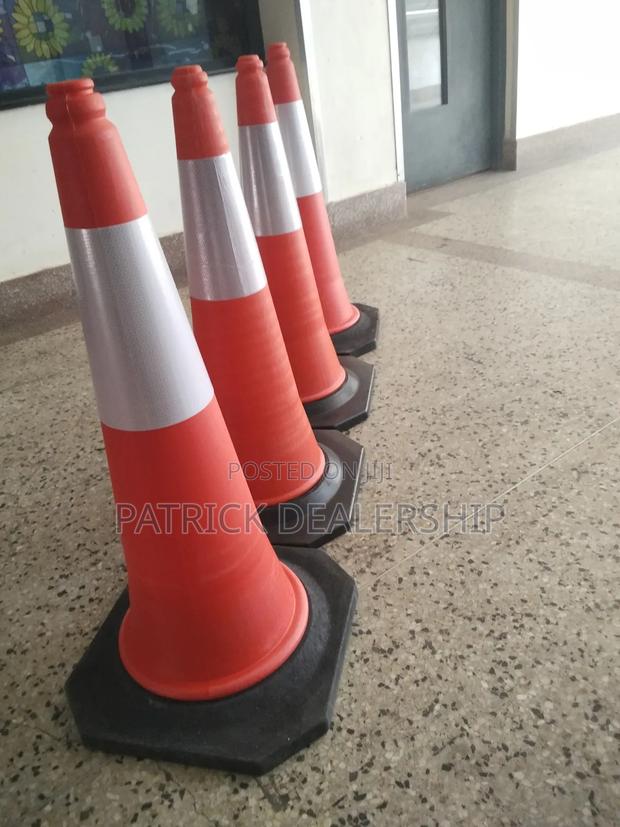 Road Traffic Cones - main view