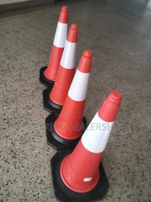 Heavy Duty Reflective Traffic Cones - thumbnail 2