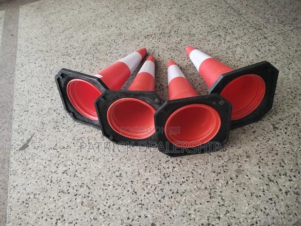 Heavy Duty Reflective Traffic Cones - thumbnail 3