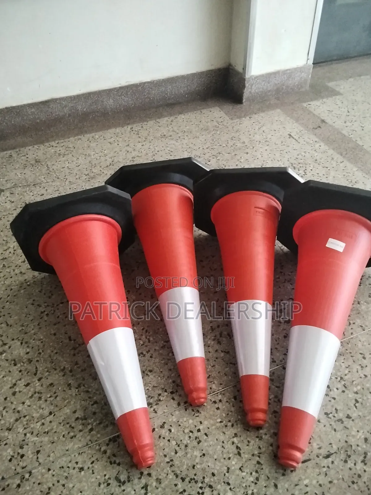 75cm Reflective Rubber Cones