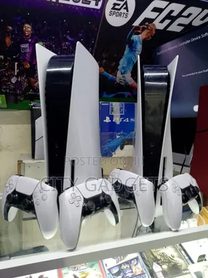 Ps5 Standard Used. Used Ps5 Standard Disc Version With Two Pads