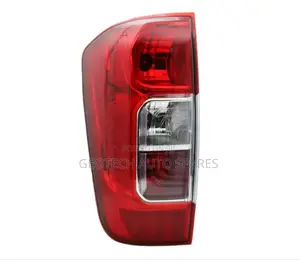 Nissan Navara Taillamp Lens