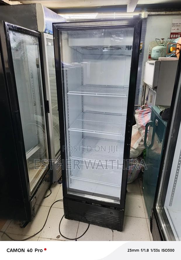 Display Fridge or Mirror Fridge - thumbnail 3