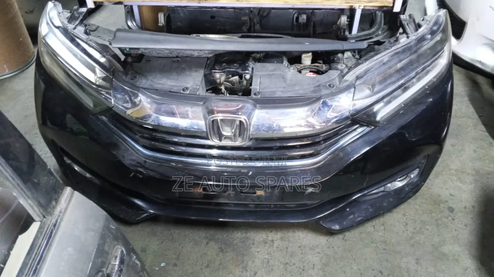 Honda Fit Shuttle 2015 Nosecut