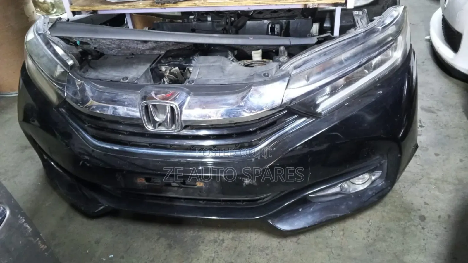 Honda Fit Shuttle 2015 Nosecut