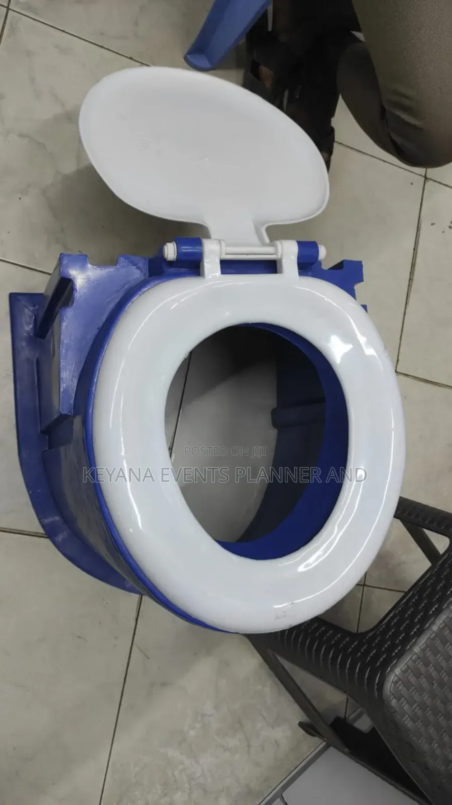 Commode Chair, Toilet Seat for Elderly, Plastic Toilet Seat