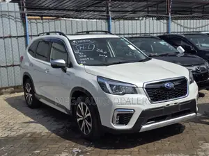 Subaru Forester 2018 White