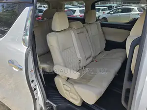 Toyota Alphard 2018 White