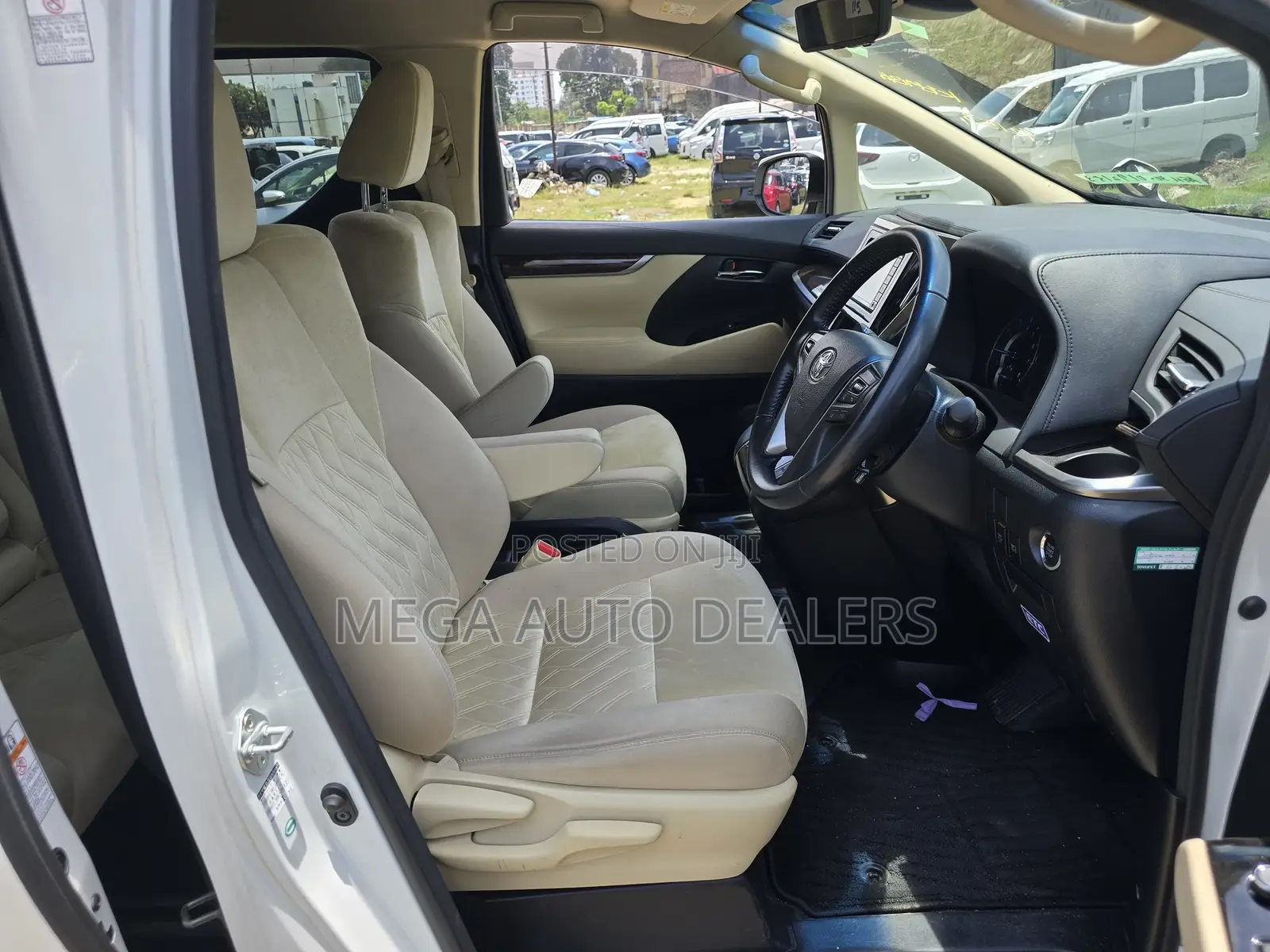 Toyota Alphard 2018 White