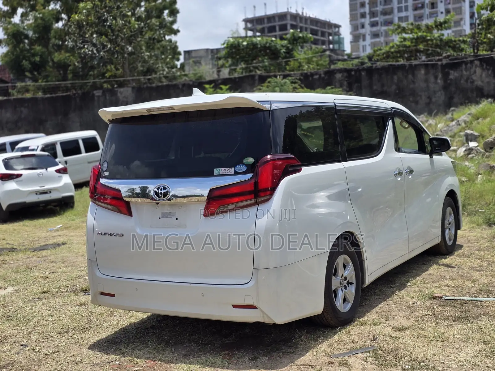 Toyota Alphard 2018 White
