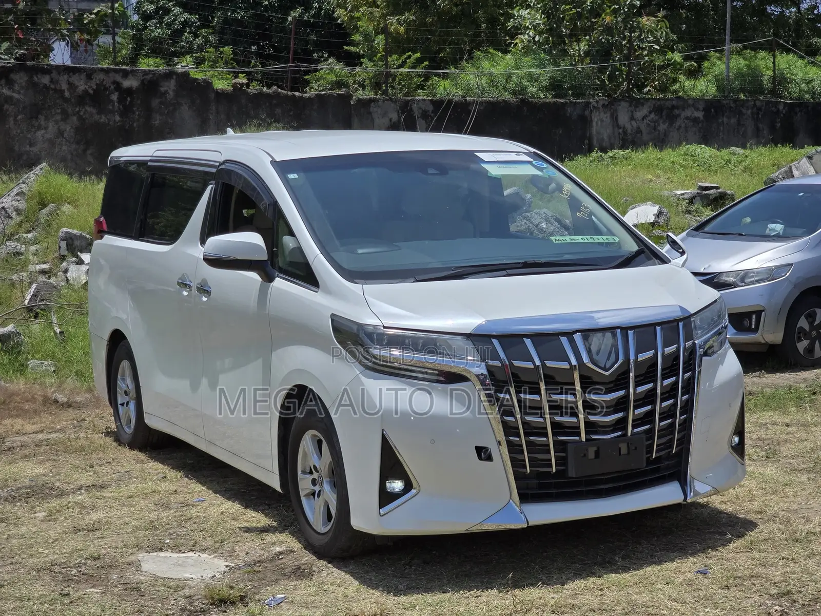 Toyota Alphard 2018 White