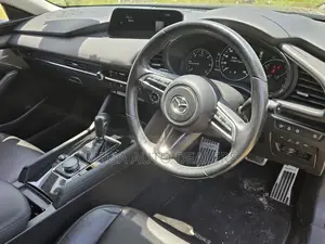 Mazda 3 2018 Gray