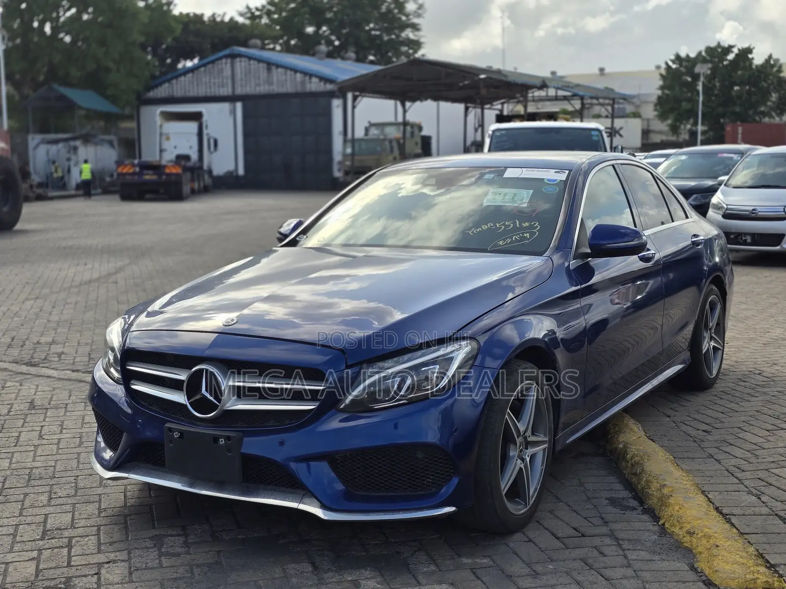 Mercedes-Benz C200 2018 Blue