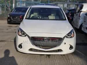 Mazda Demio 2018 White