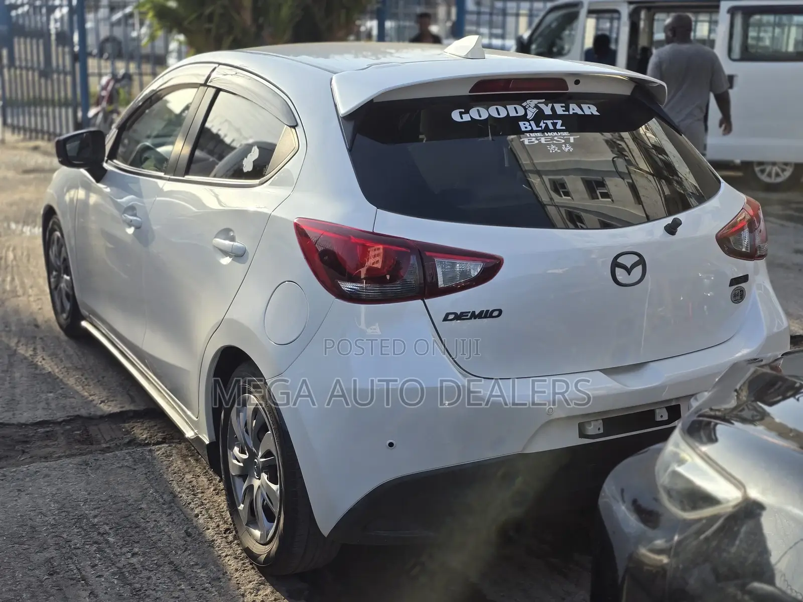 Mazda Demio 2018 White