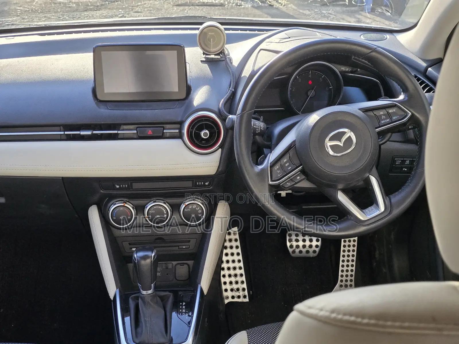 Mazda Demio 2018 White