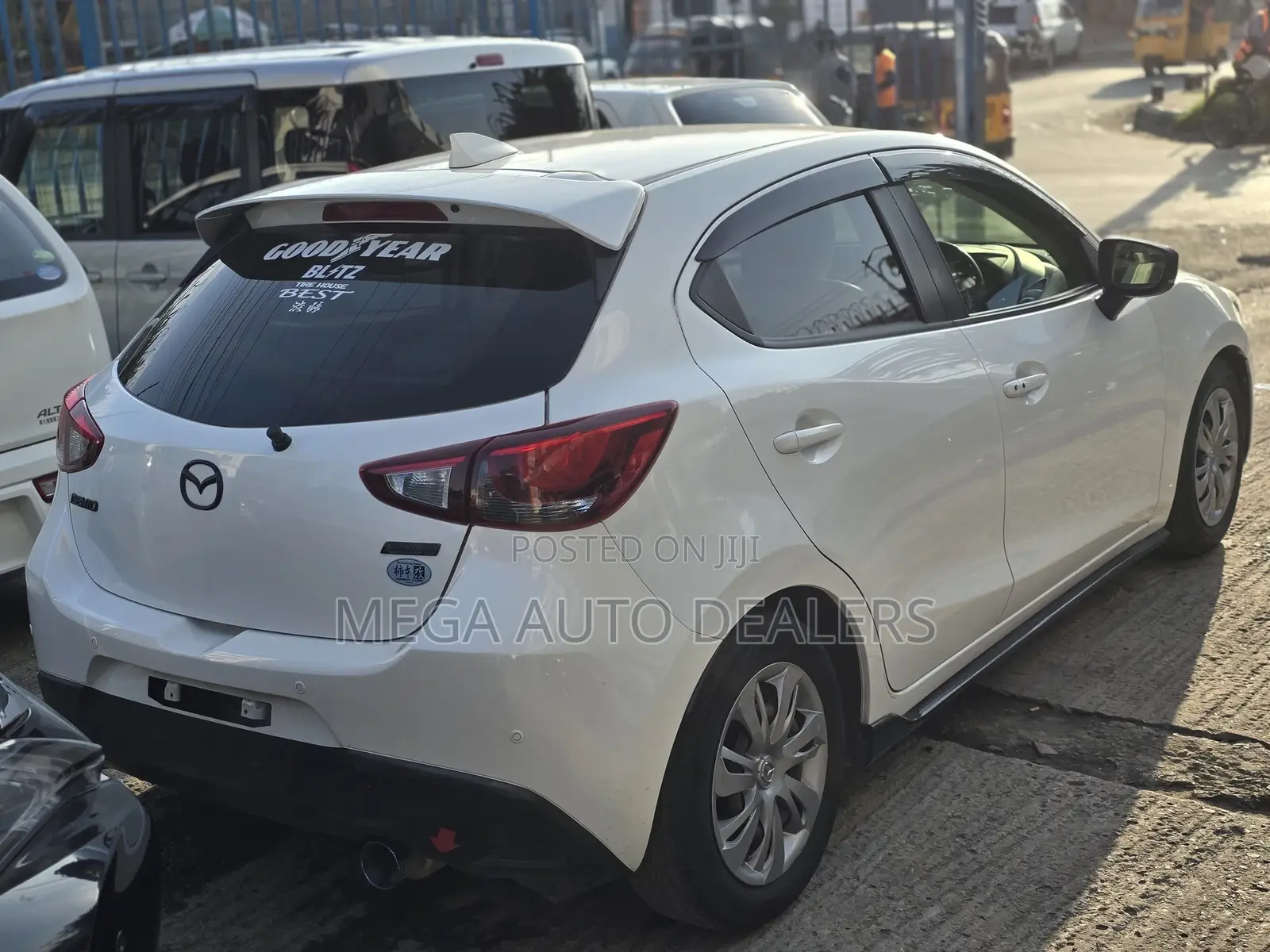 Mazda Demio 2018 White