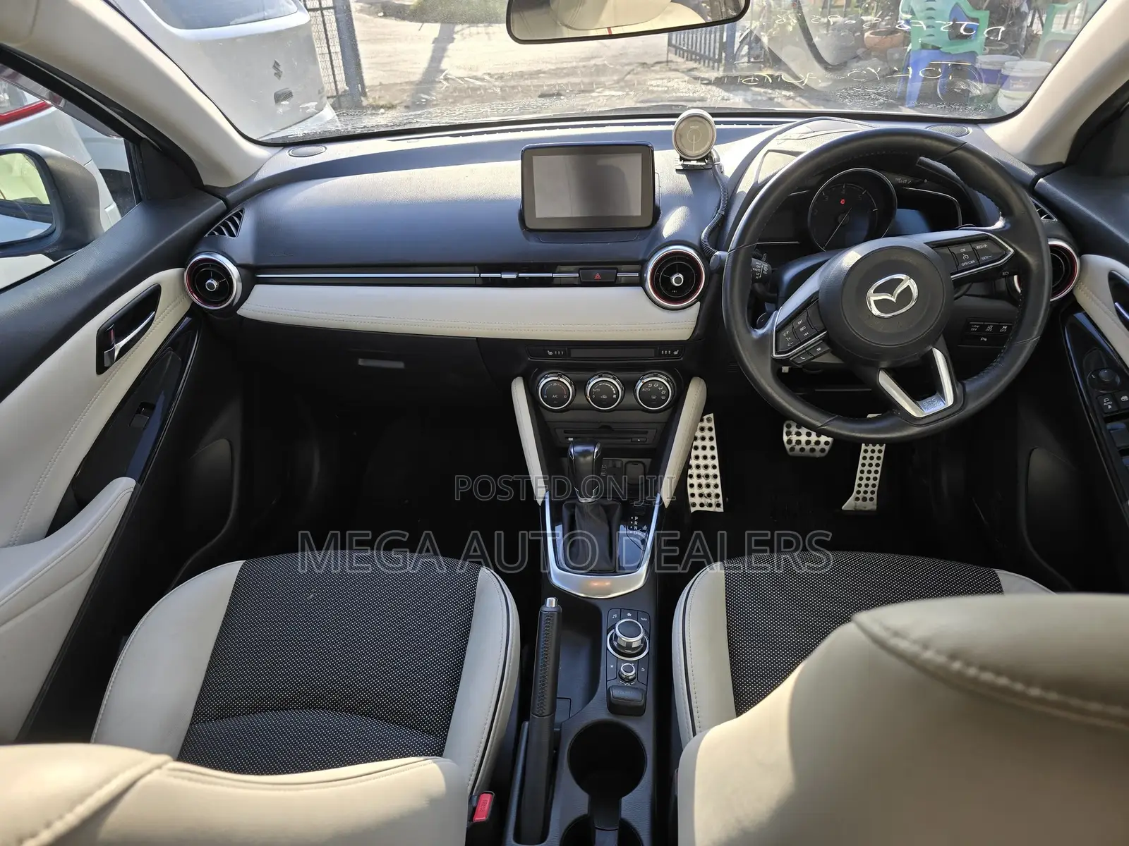 Mazda Demio 2018 White