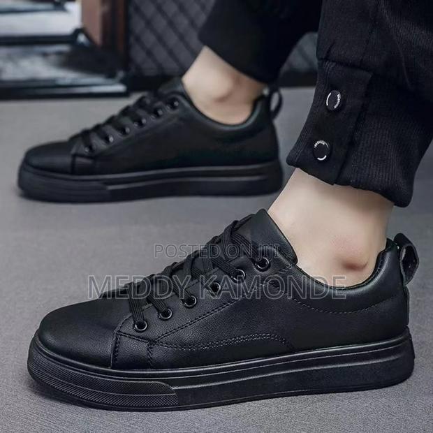Men Sneaker Shoes - thumbnail 2