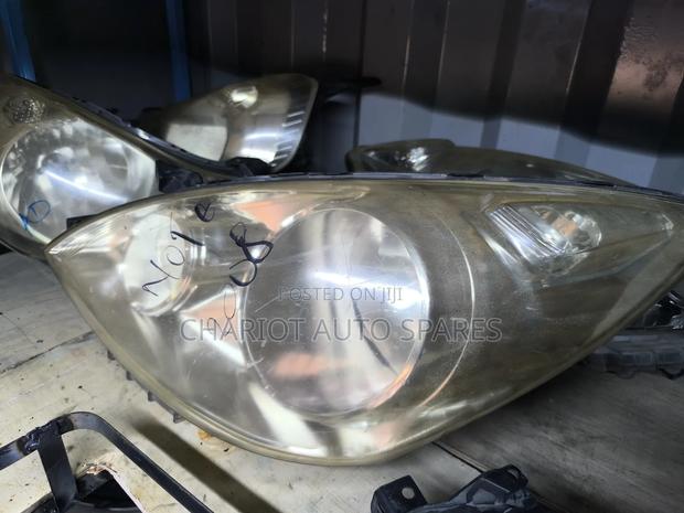 Nissan Note  2008 Non Xenon  Headlights - thumbnail 3