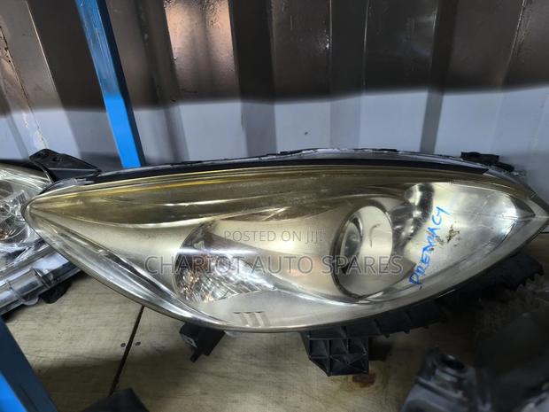 Mazda Premacy 2012 Xenon. Headlights - main view