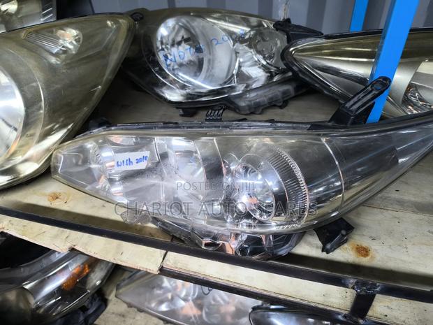 Toyota Wish 2010 Non Xenon Headlight