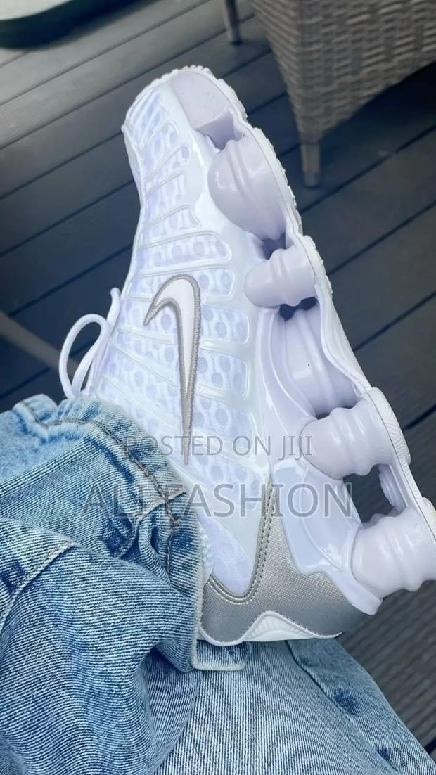 Nike Shox *Pearl White* - thumbnail 2